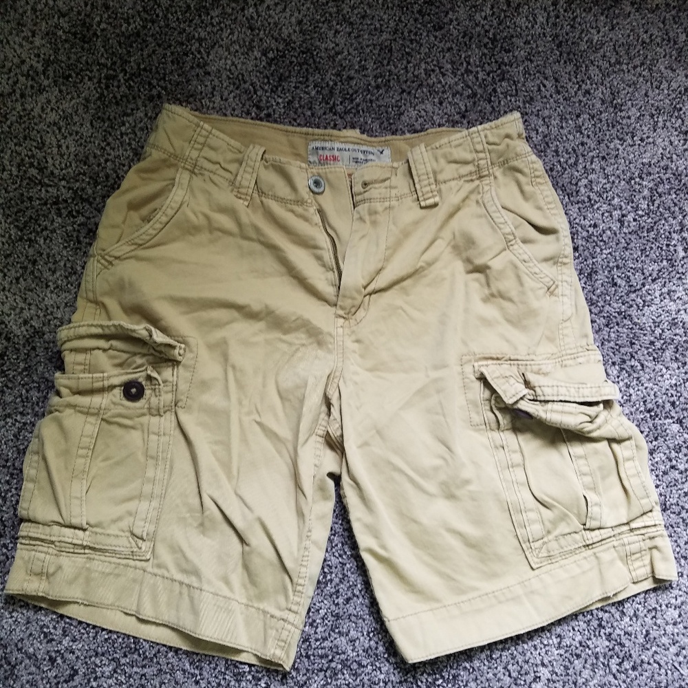 American Eagle cargo shorts